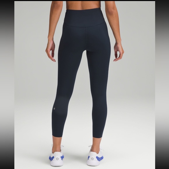 Lululemon base pace leggings - Picture 2 of 3